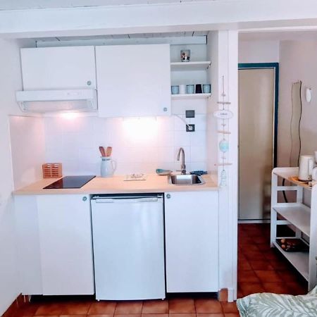 Апартаменти Cosy Studio Just A Stone'S Throw From The Beach Сент-Максім Екстер'єр фото